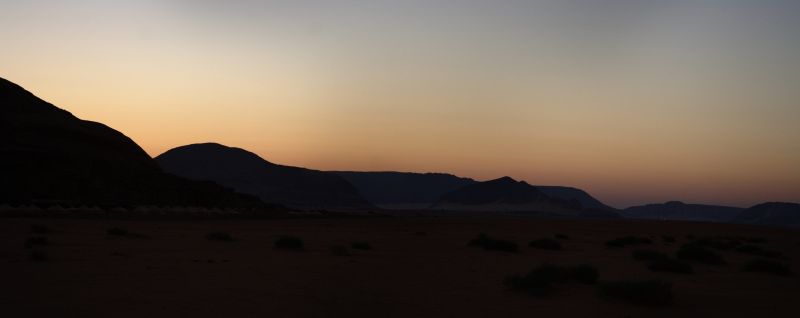2008-08-08--06.10.27_Wadi_Rum_sunrise_1.jpg